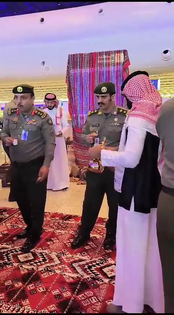 تقديم القهوة في مناسبة رسمية