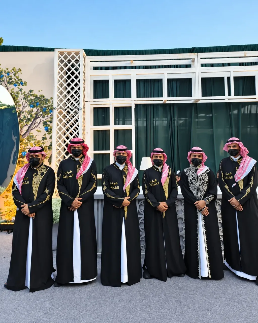 فريق الضيافة الرجالي